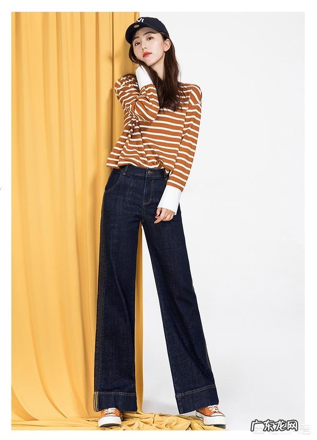 矮个子女生穿牛仔阔腿裤,怎么搭衣服?