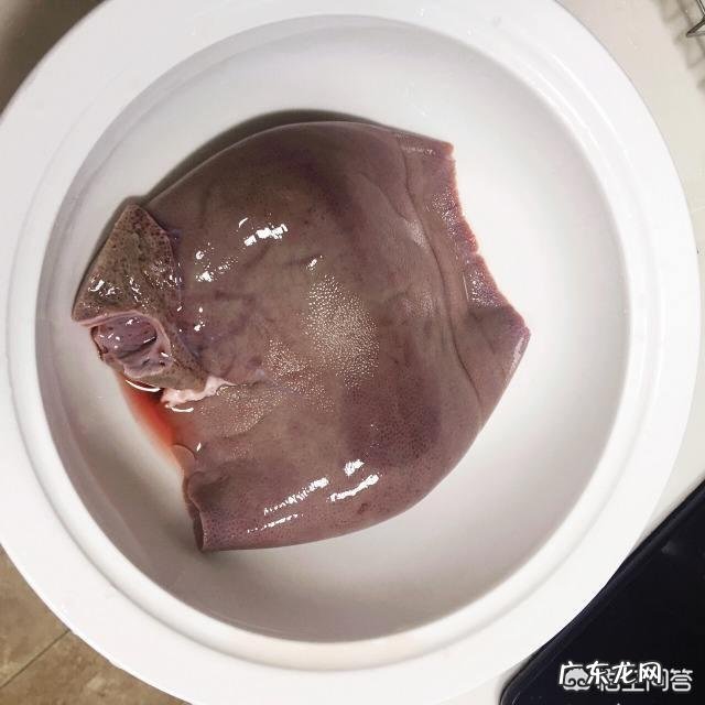 如何为1岁半到2岁的宝宝做辅食？