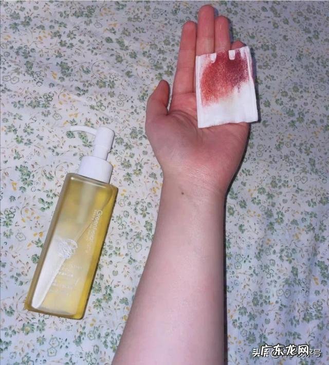 卸妆油哪个牌子好?有没有什么卸妆油可以去黑头的?