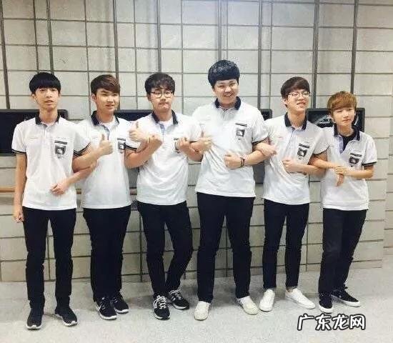 英雄联盟lol2018季中冠军赛正式开赛,你觉得谁会是冠军?