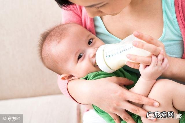 4个月的宝宝吃奶量不固定怎么回事？