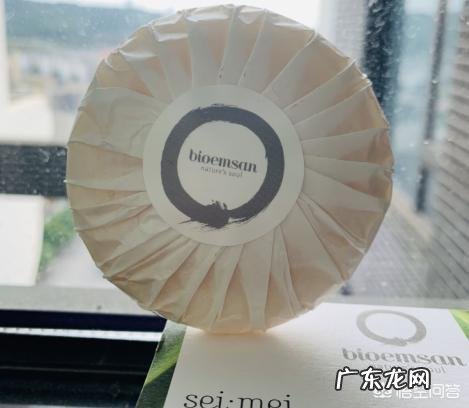 鼻子上黑头超级多该怎么办呢?