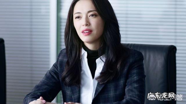 40+的女性微胖，穿中长款棉麻宽松衣服好看吗？