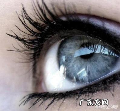 眼睛干涩痛是怎么回事?