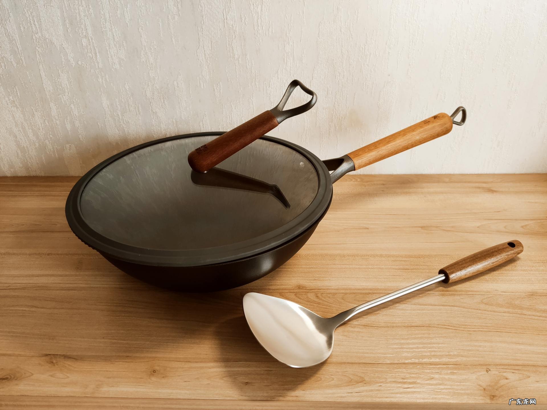 重量小还不生锈的铁锅,就是我理想的炒锅 不生锈的铁锅是什么材质