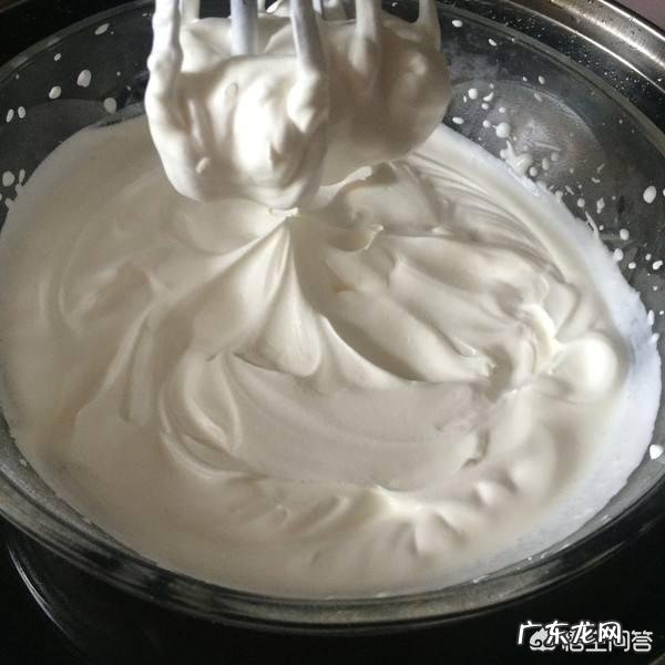 牛奶和酸奶怎么做雪糕?