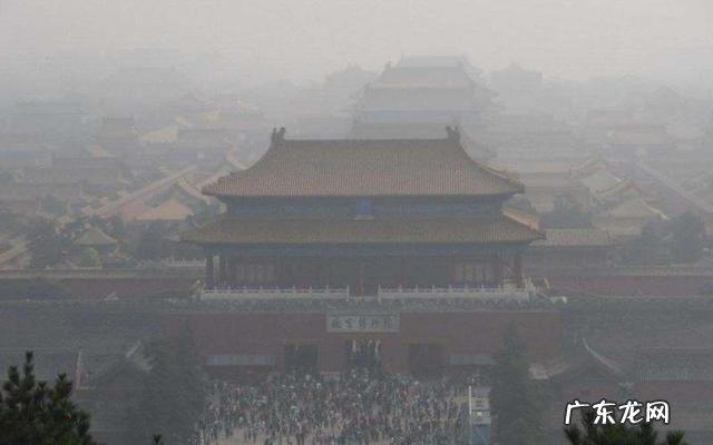 沙尘暴和雾霾哪个对人体危害更大？