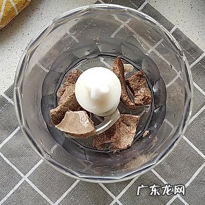 6个月+宝宝辅食,补铁猪肝泥做法 猪肝怎么煮好吃又嫩给宝宝吃