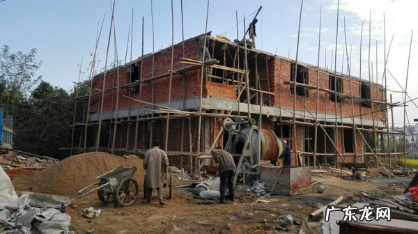 农村俗语建房朝向东钱财一阵风是什么意思老话有道理吗 请问农村坐东向西的房子好吗