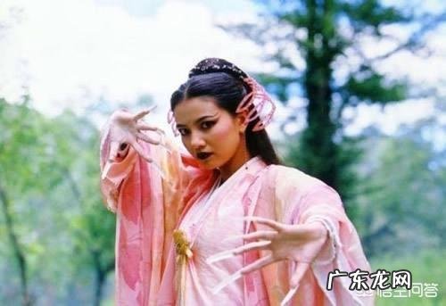 双眼皮拆线会疼吗 ？