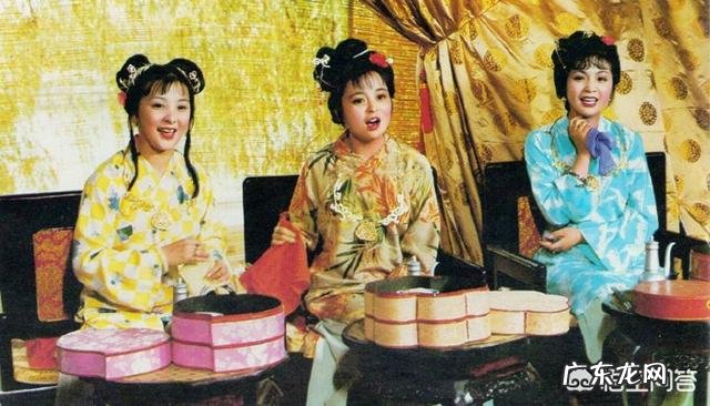 《红楼梦》里关于重阳节的描述有哪些?他们是如何过重阳节的?