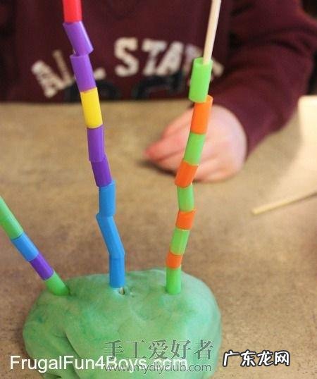 怎么用吸管做迷你自行车 吸管做自行车