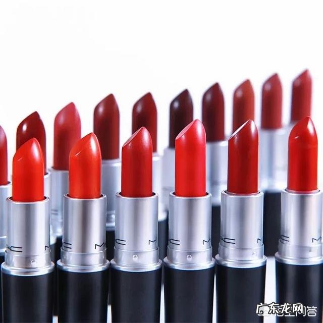 办公室应该必备哪些护肤品化妆品?