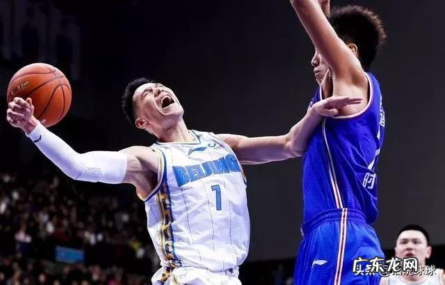 CBA第一轮北京大胜天津，林书豪发挥出色，有没有可能夺得这个赛季的最有价值球员？
