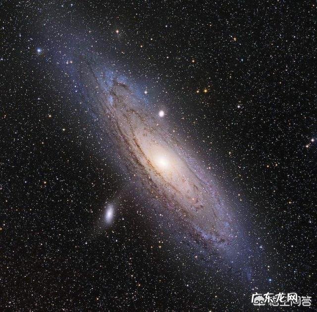 仙女座星系离银河系多远?晚上用肉眼能看见吗?