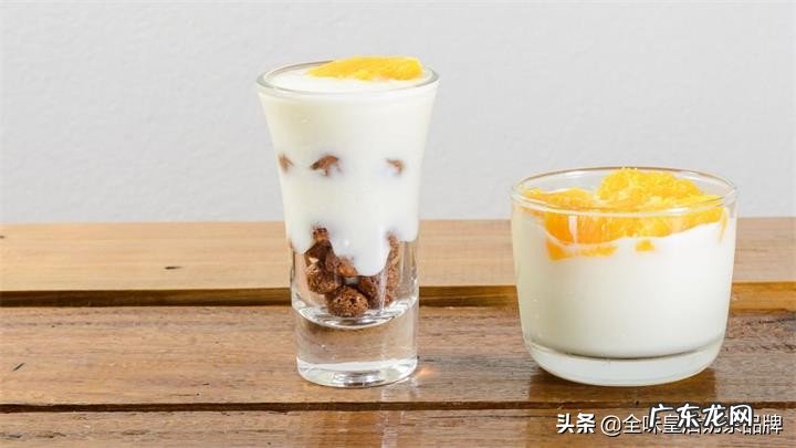 开一家奶茶店一年能赚多少钱? 一杯奶茶的利润是多少