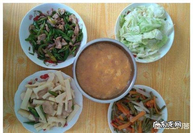 今天是小雪节气,农村老人常说小雪过后有三件事要注意,否则很受罪,是哪三件事呢?