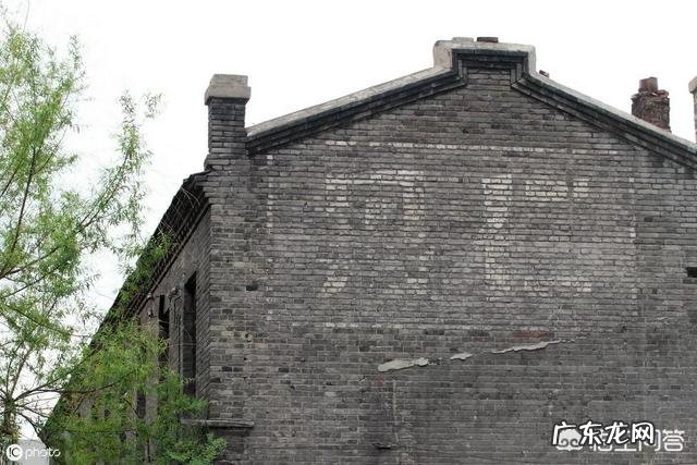 农村修房子挖地基,挖出来很多青砖,有人出3元一块收走了,我是不是亏了?