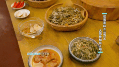 不用红烧不用炒，小鱼干加“它”上锅蒸，骨酥肉烂，鲜香不腥 蒸六福怎么样