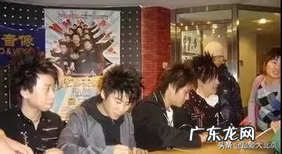 附近班尼路专卖店地址 附近班尼路专卖店