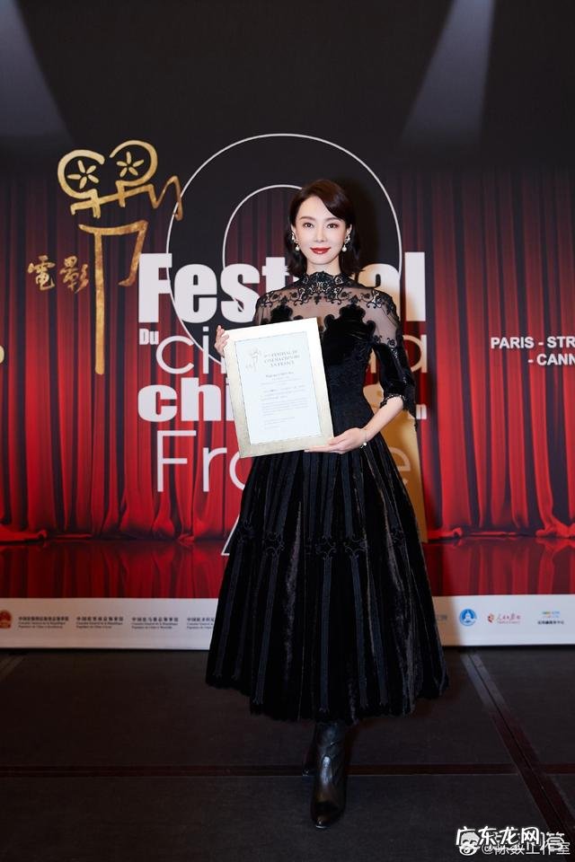 四十多岁的中年女性该怎样选择着装?