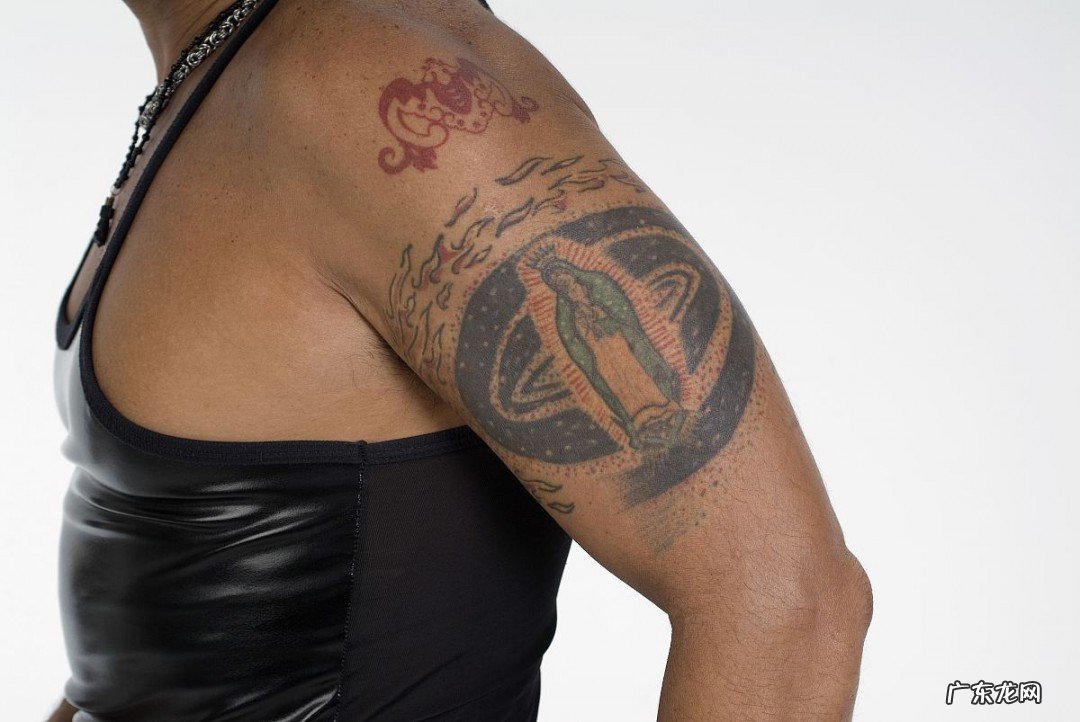 怎么把二头肌练明显