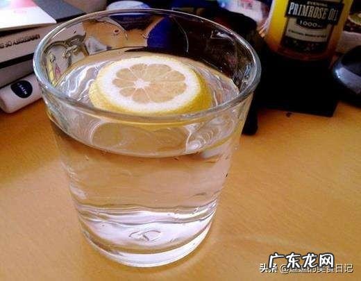 柠檬汁怎么泡不苦还好喝?