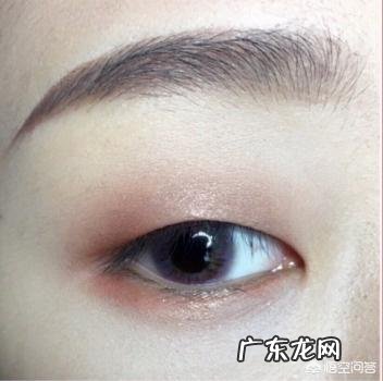 眼睛内双该怎样化妆呢?