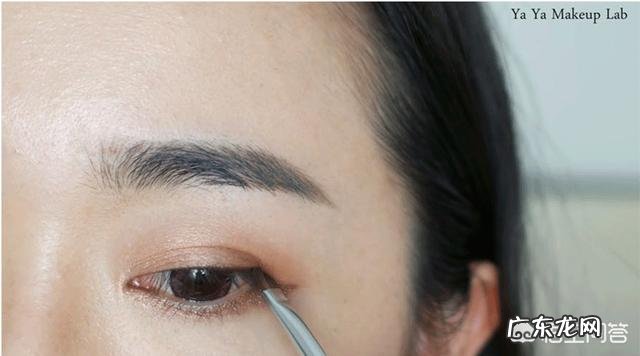 眼睛内双该怎样化妆呢?