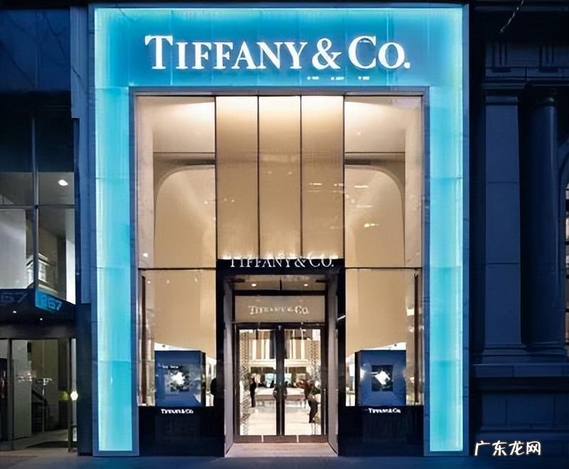 店铺招牌颜色风水 服装店招牌什么颜色最好