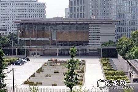 安倍提出辞职后,为何还要坚持任职到下任首相选出为止?