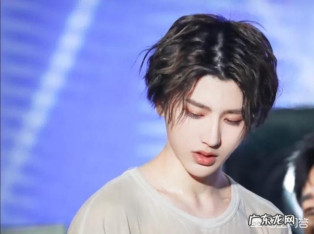 怎么样可以追到喜欢的男生?