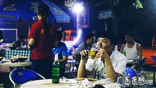 喝酒的利与弊分别有哪些?