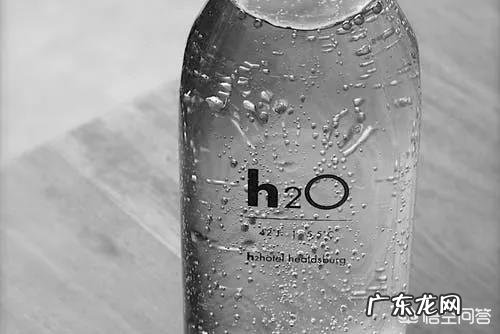 日常生活中,如何进行眼部保养?