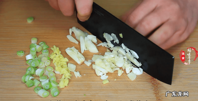 老式糖醋里脊的正宗做法 糖醋里脊的做法 最正宗的做