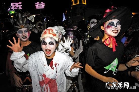 中元节是七月十五，为什么很多农村地区七月十四就“烧包”祭祖了呢？