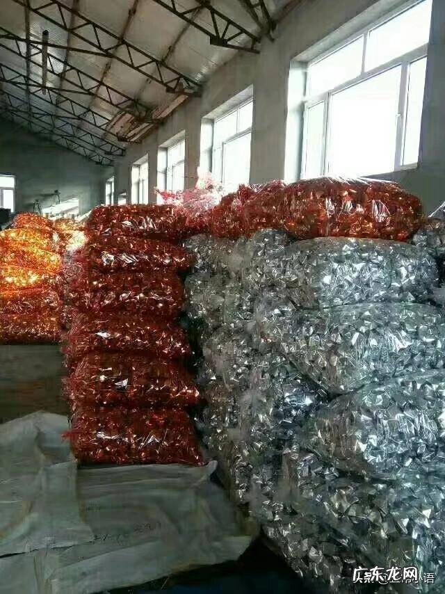 中元节是七月十五，为什么很多农村地区七月十四就“烧包”祭祖了呢？