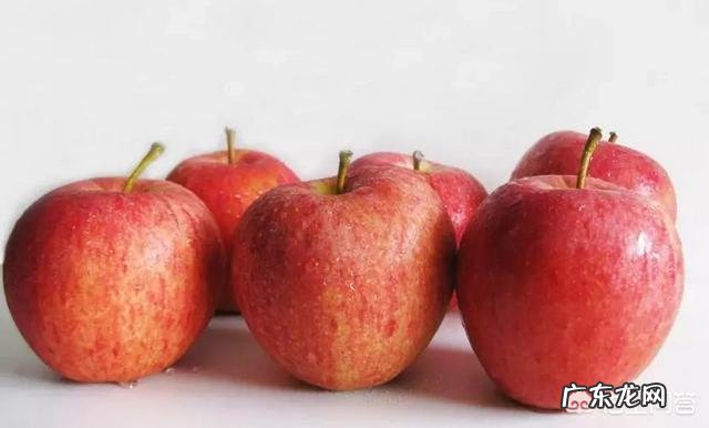 自从怀孕后,就没有用护肤品了,这两天皮肤越来越干燥!怎么办?