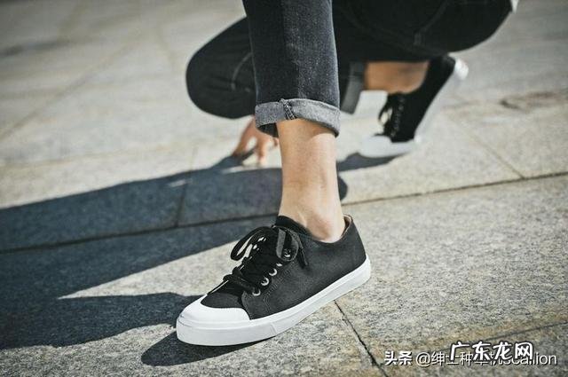 帆布鞋搭配什么裤子好看?