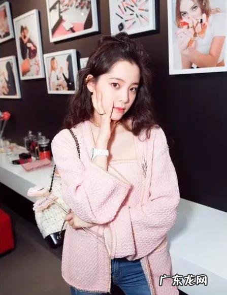 为什么欧阳娜娜看起来没涂口红也很有气色?