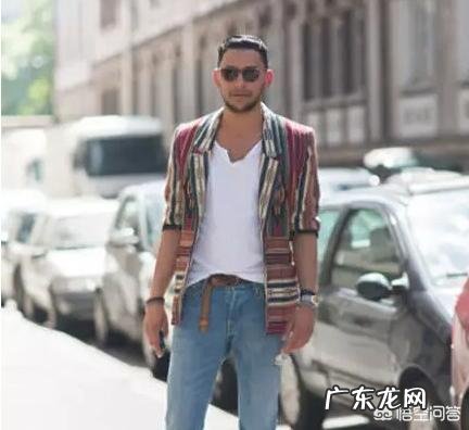 男士夏季T恤搭配技巧有哪些,如何找到最适合自己的色系?