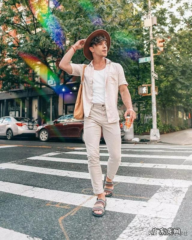 男士夏季T恤搭配技巧有哪些,如何找到最适合自己的色系?