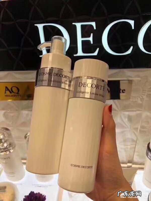 有没有美白的水乳护肤产品推荐?