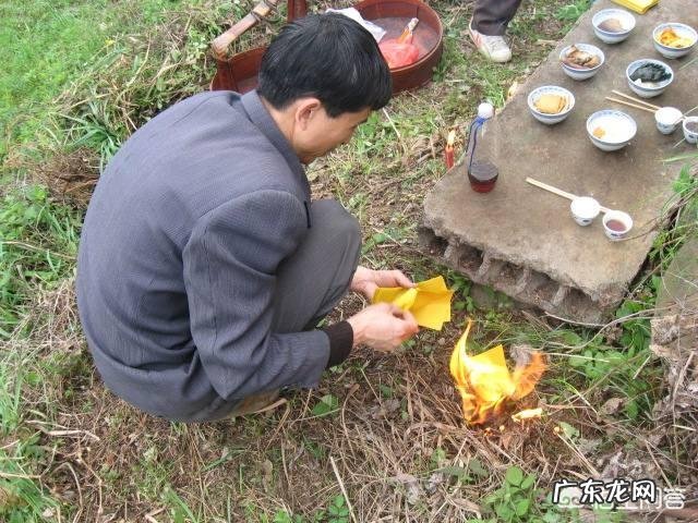 在农村,清明节去上坟时都有哪些说法和禁忌?