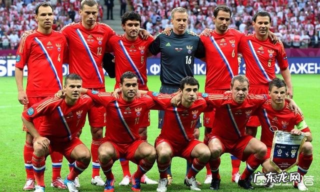 关于18年世界杯第一场东道主俄罗斯VS沙特,你认为谁会赢,为什么?