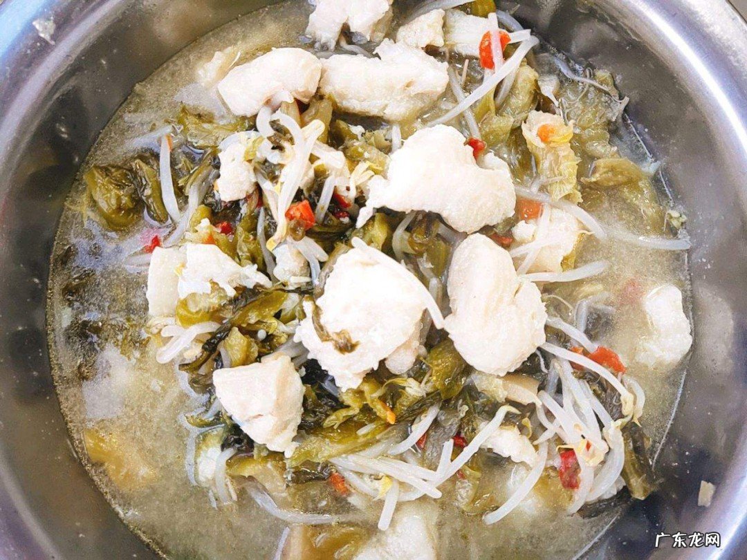 酸菜巴沙鱼的家常做法