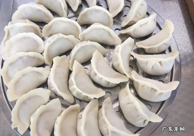 酸菜猪肉馅饺子