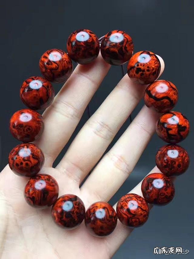 小叶紫檀风水柱要不要剥皮好的