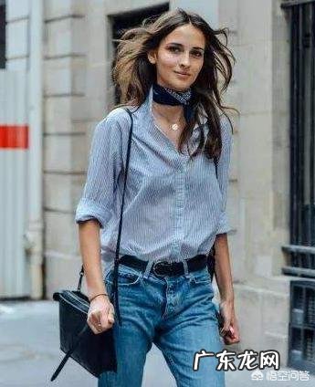 牛仔蓝衬衫怎么搭配更好看?