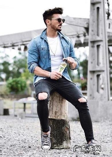 牛仔蓝衬衫怎么搭配更好看?